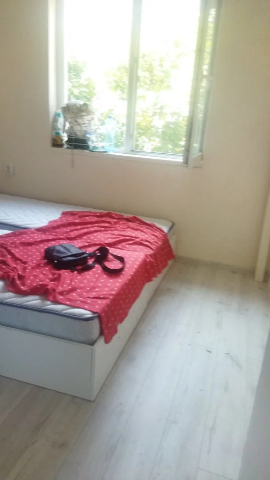 Източен aпартамент с една спалня център 1 РПУ Лаврентий Варна