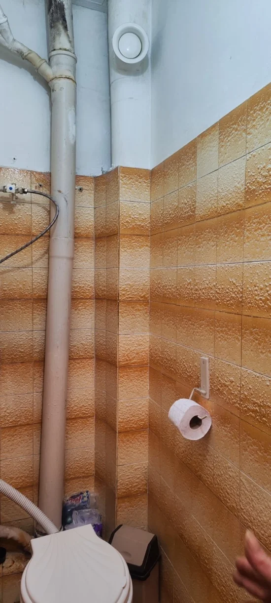 Хол, кухня и спалня с отделни санитарни помещения ОУ Елин Пелин Център