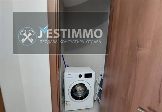 НОВ Апартамент с една спалня Център Лаврентий дългосрочен или краткосрочен наем  с ГАРАЖ