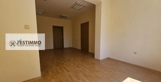 Заведение бар Офис под наем Гранд мол Лятно Тракия