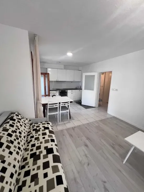 Спортна зала Варна Дългосрочно под  наем